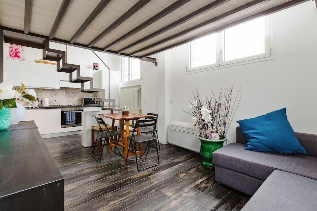 Navigli Luxury Loft - Apartment In Milano Luaran gambar