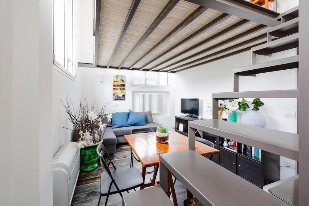Navigli Luxury Loft - Apartment In Milano Luaran gambar